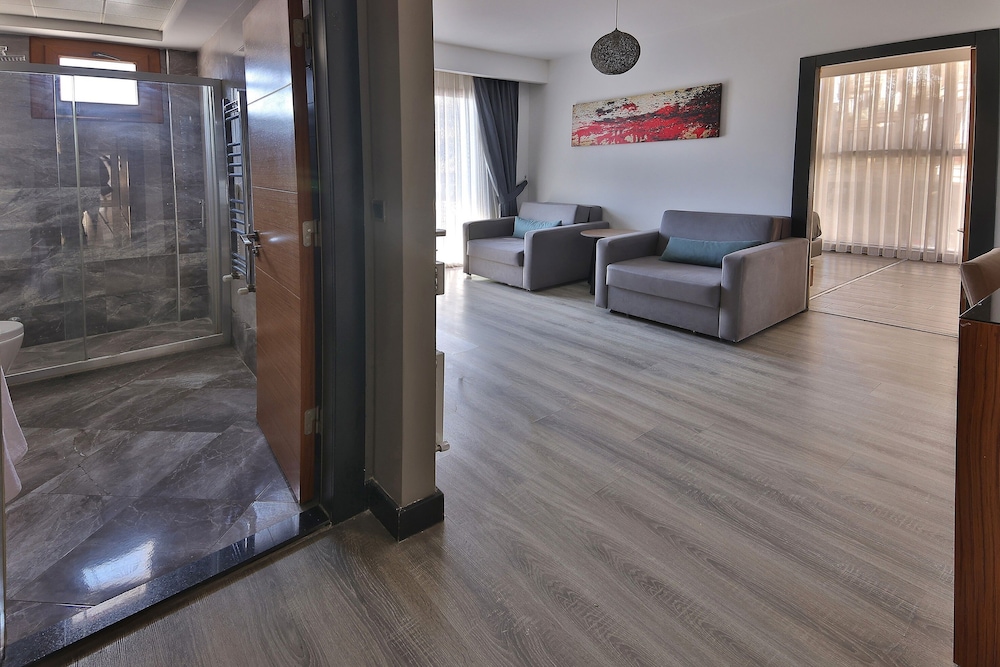 Buca Residence Hotel 26/36