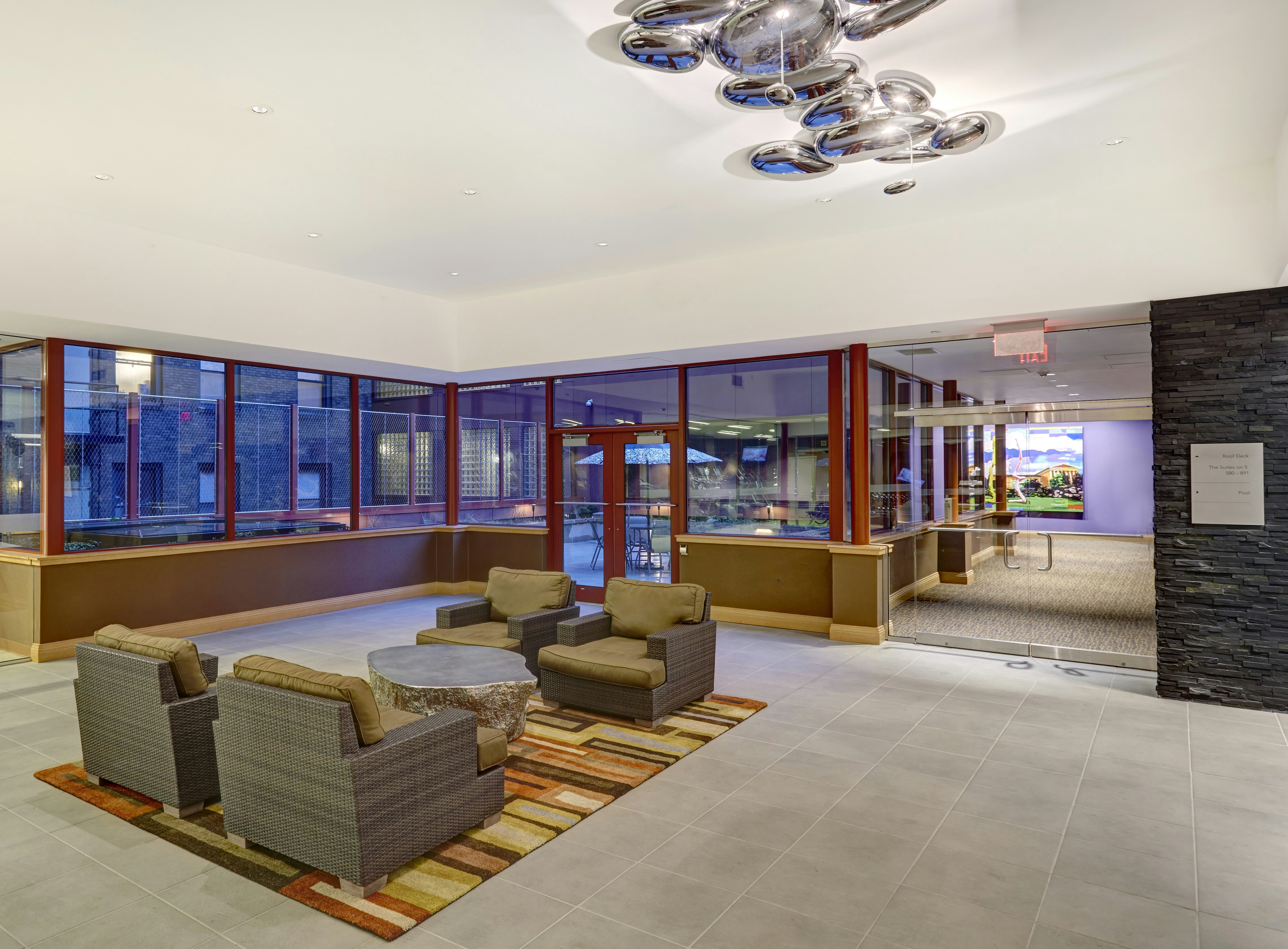 Doubletree By Hilton Hotel Philadelphia Center City 25/65