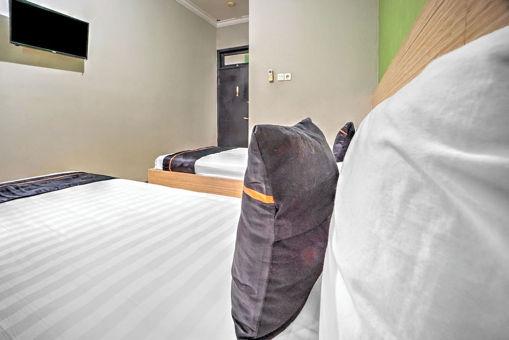 Hotel O near Juanda Airport formerly Azzahra Guest House Family 20/26