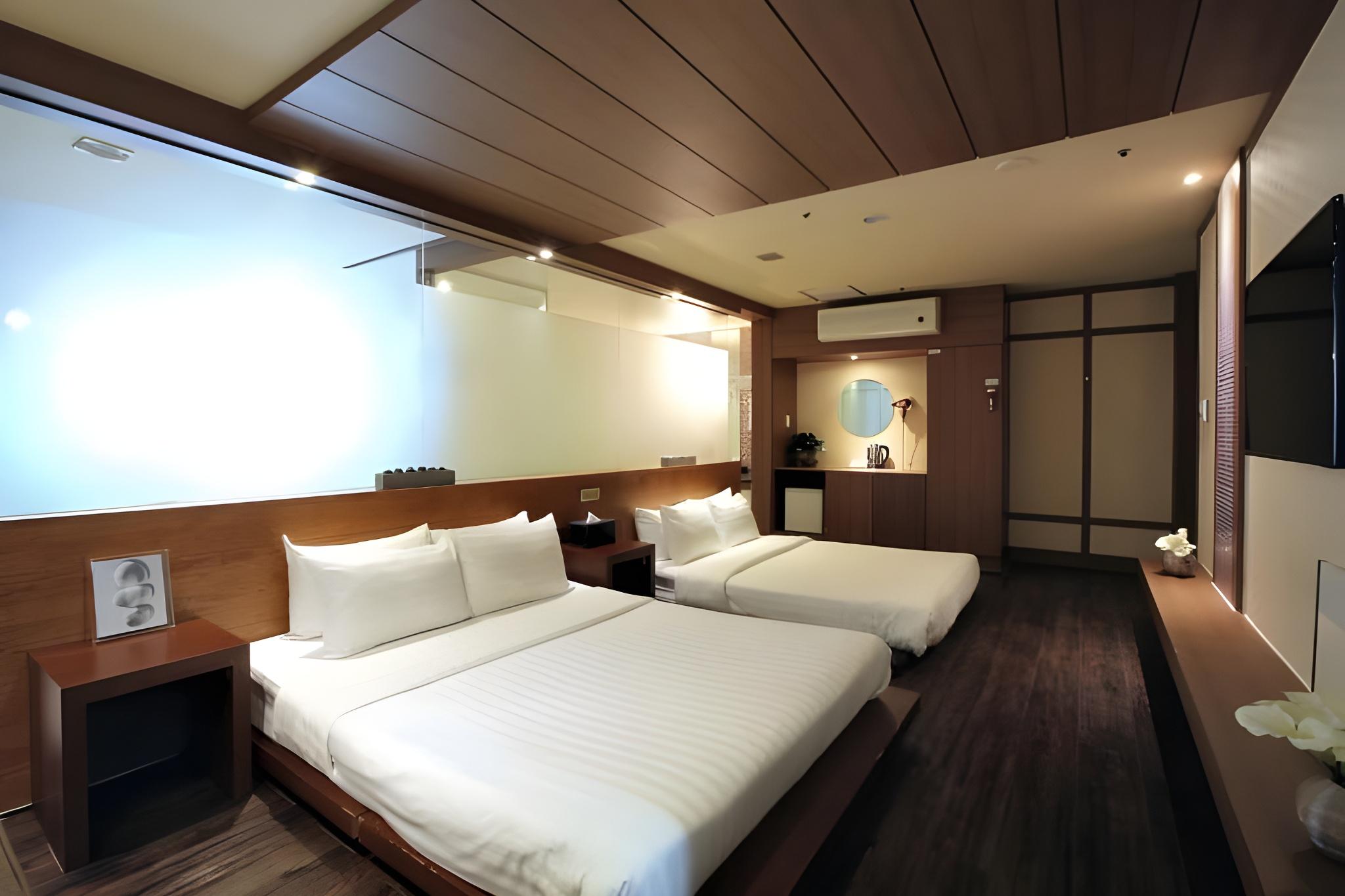 Sweet, Twin Beds