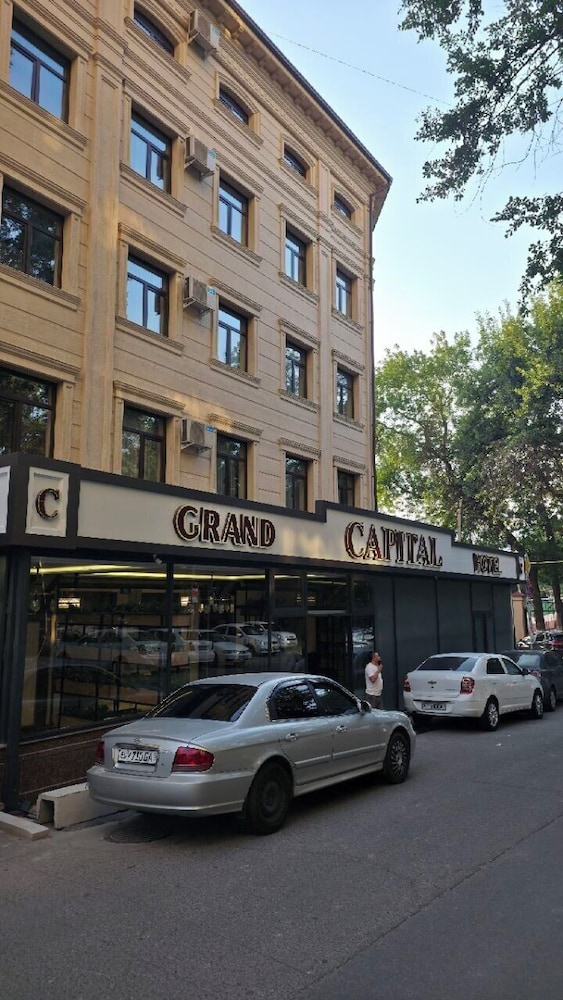 Grand Capital Hotel 46/50
