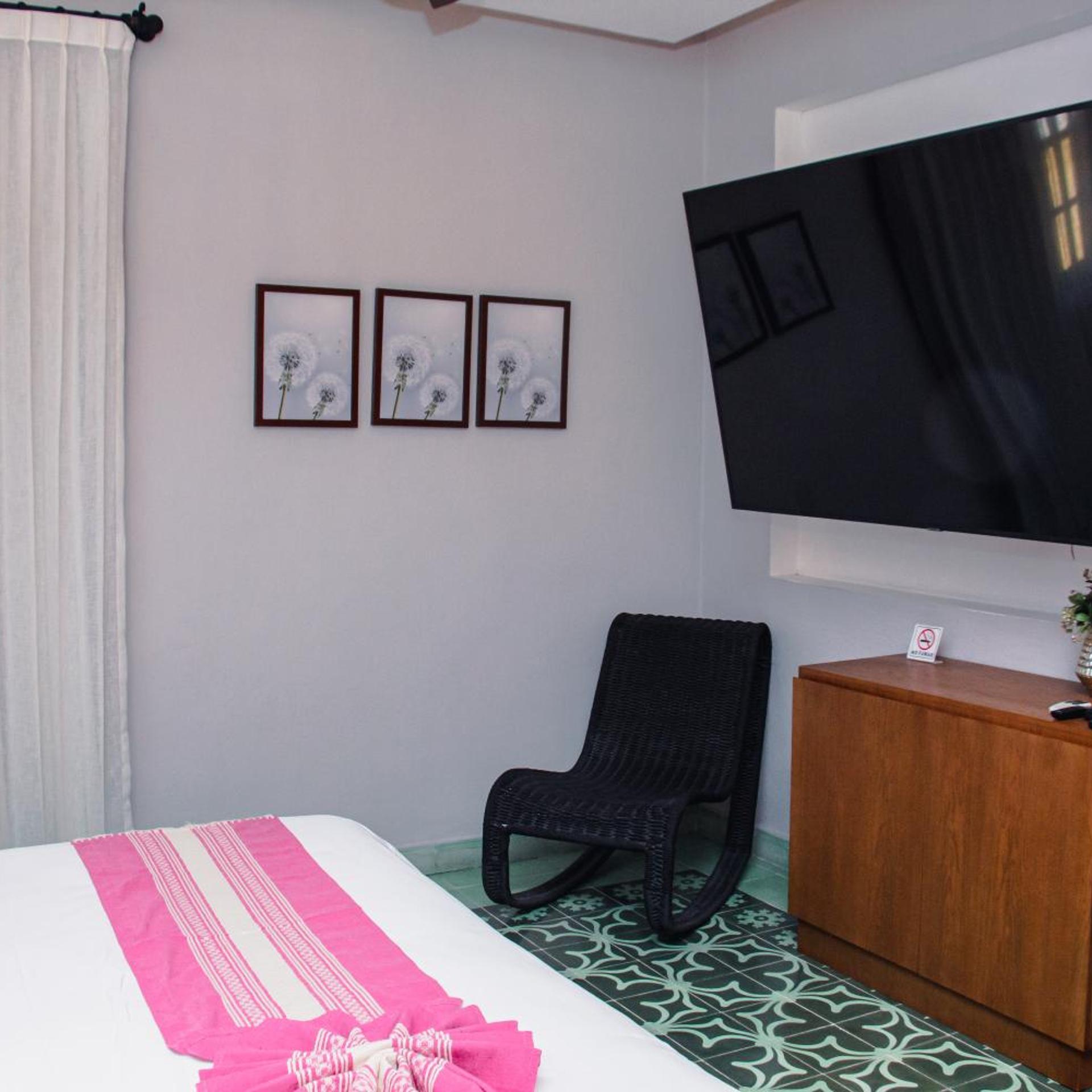 جناح بسرير كينج، Hotel Marionetas 5/10