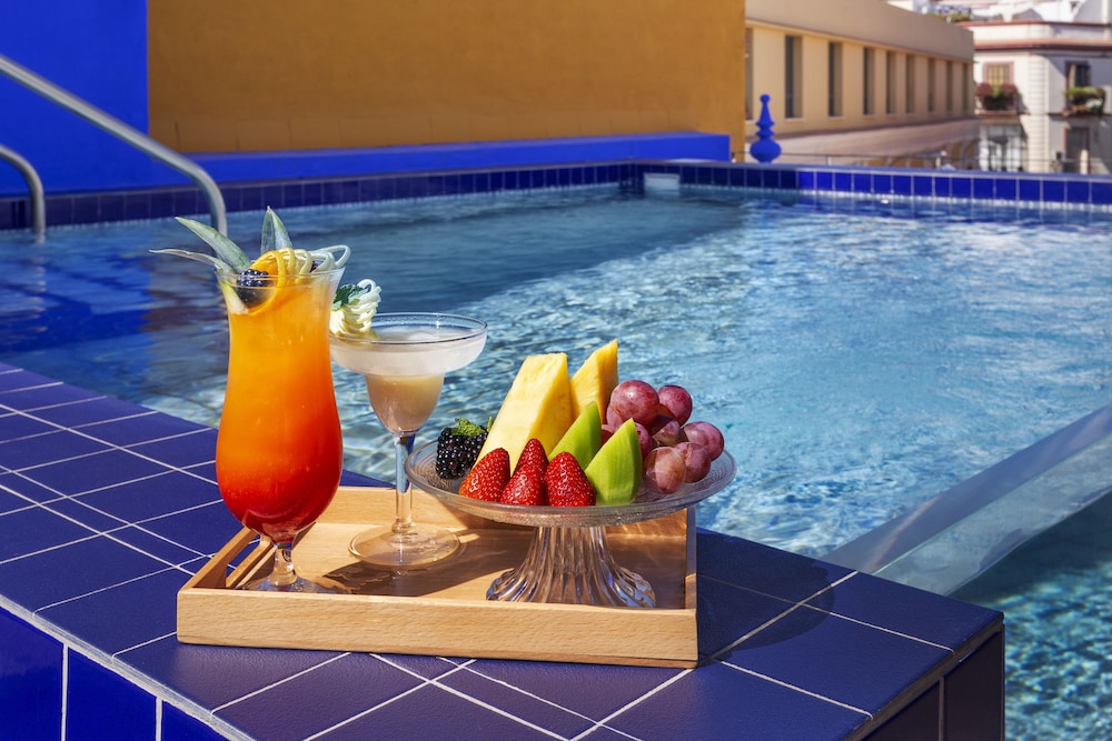 H10 Corregidor Boutique Hotel 34/65
