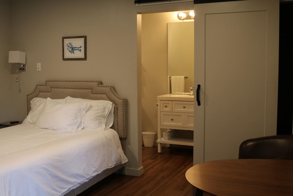 Spruce Lodge 25/49