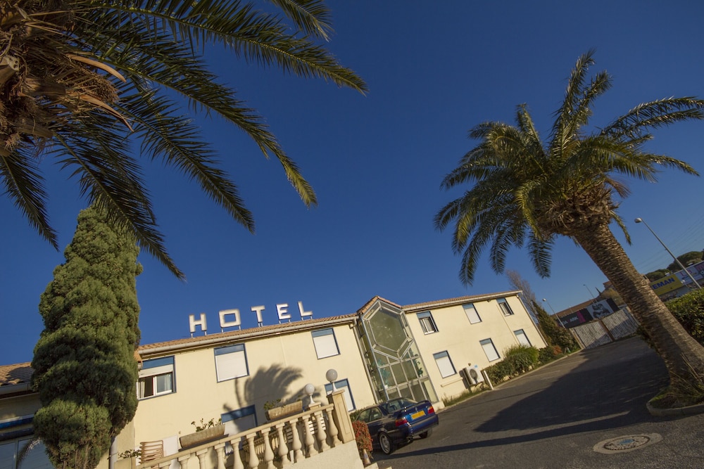 Hotel the Originals Narbonne Le Puech 4/65