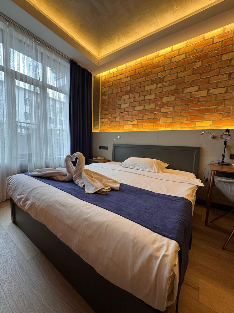 Bugu Hotel 10/46