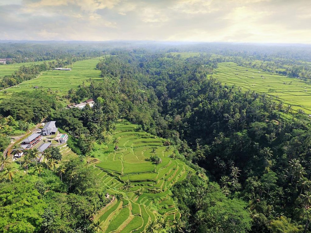 Suarapura Resort and SPA 37/50
