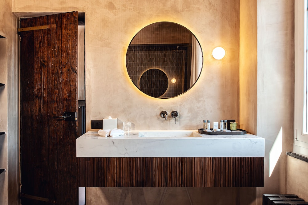 Villa Riviera Suites 49/50