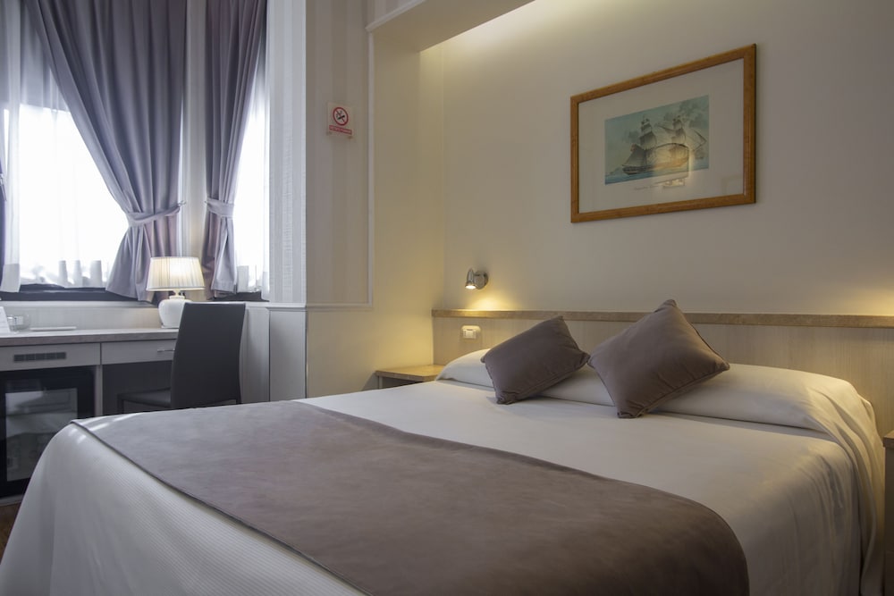STANDARD, DOUBLE OR TWIN BED