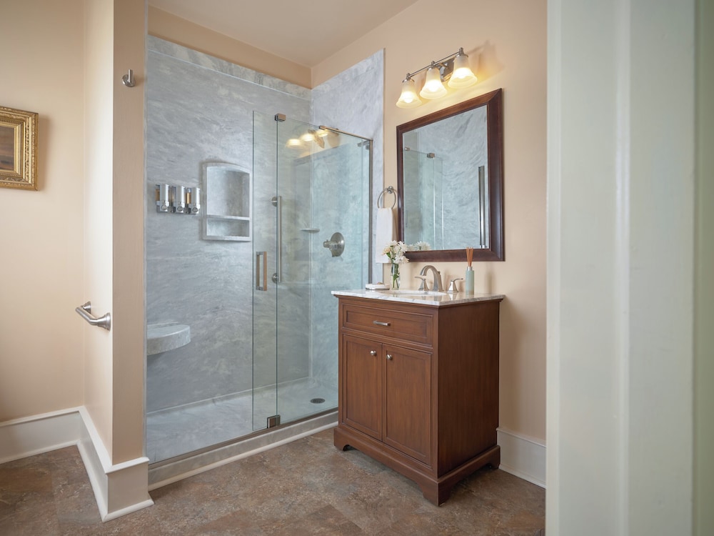 Mooreland Garden Inn 33/33