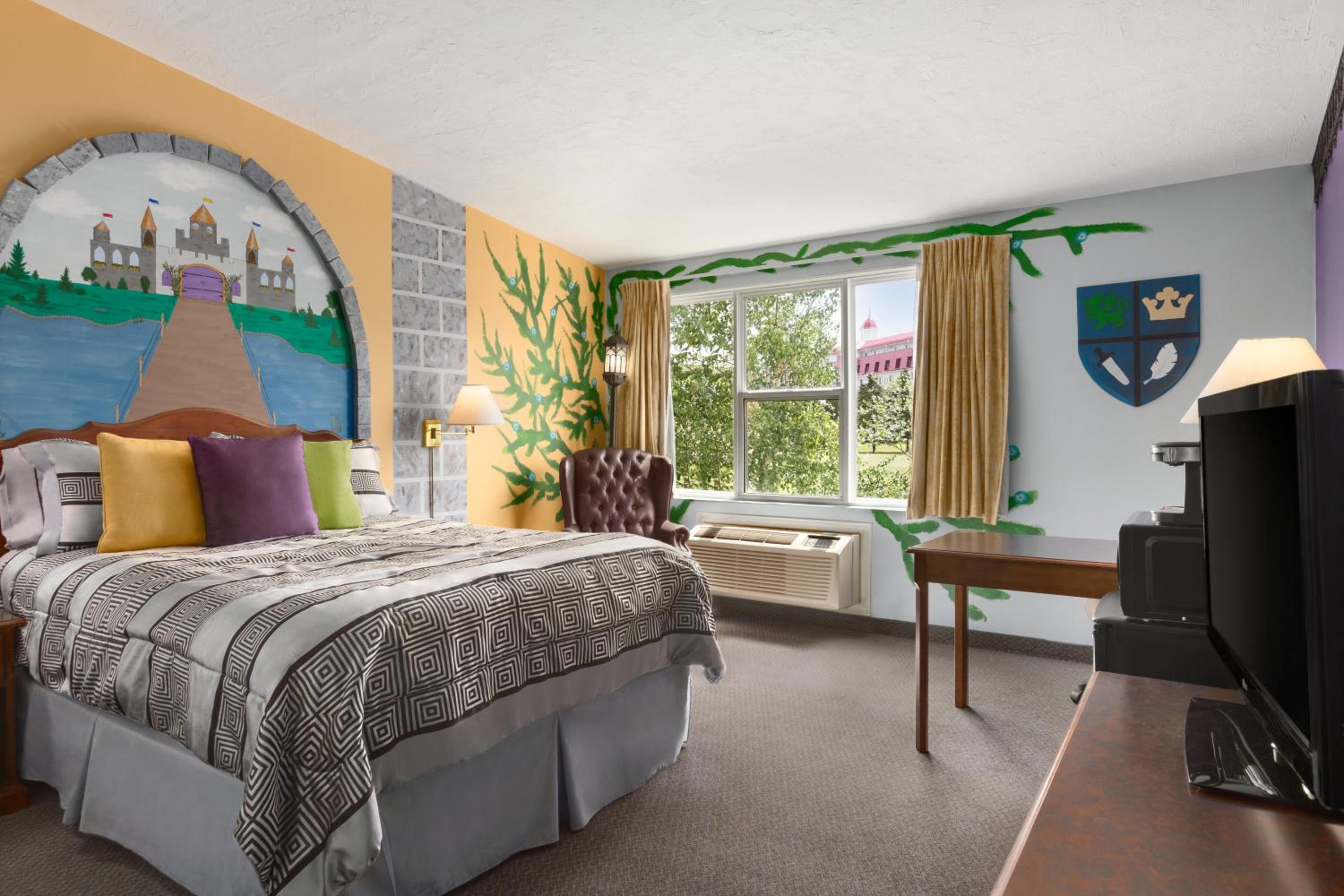 Theme, Castle, Studio, Suite, Bunk Bed, Queen Bed