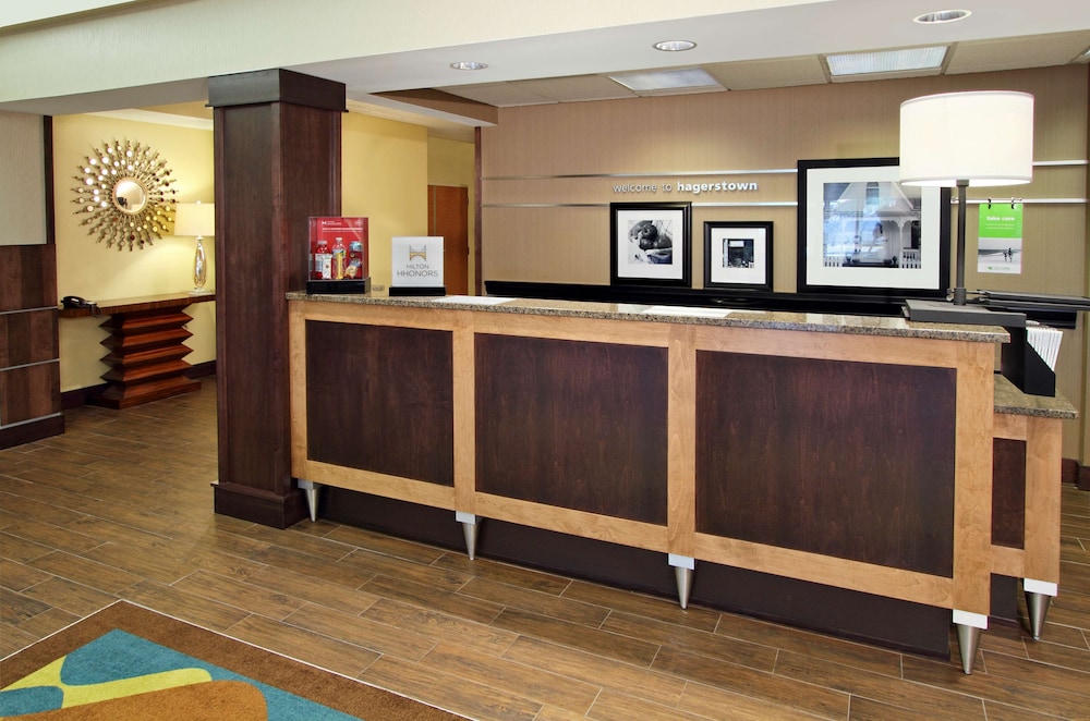 Hampton Inn Hagerstown 7/80