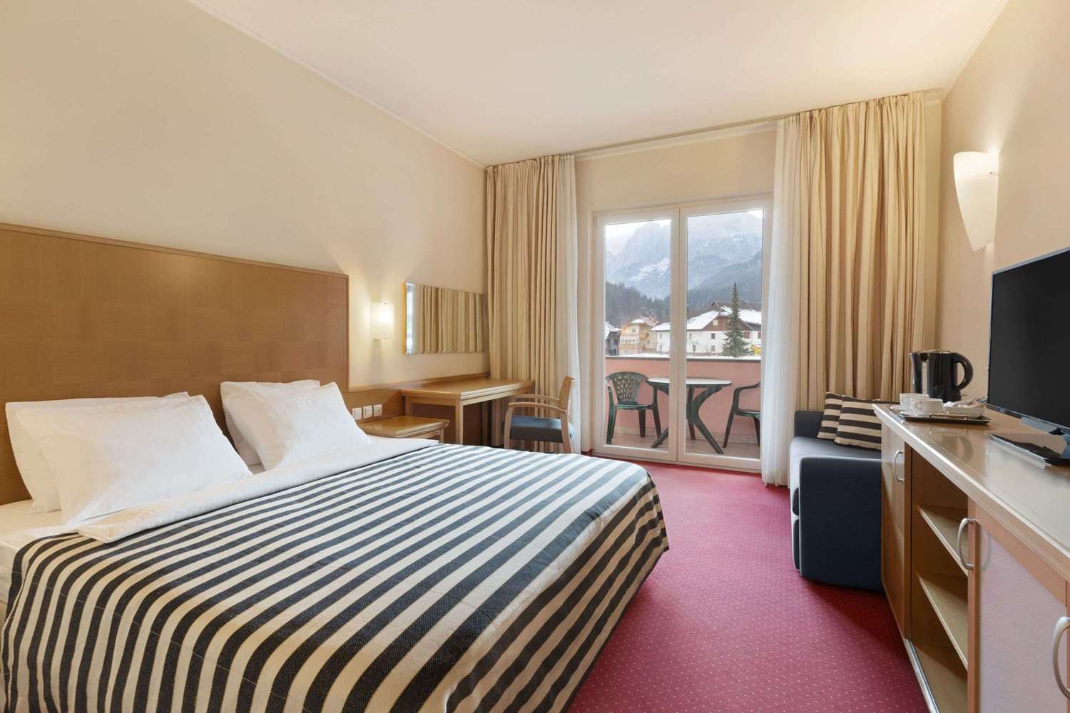 Ramada Hotel & Suites by Wyndham Kranjska Gora 8/34
