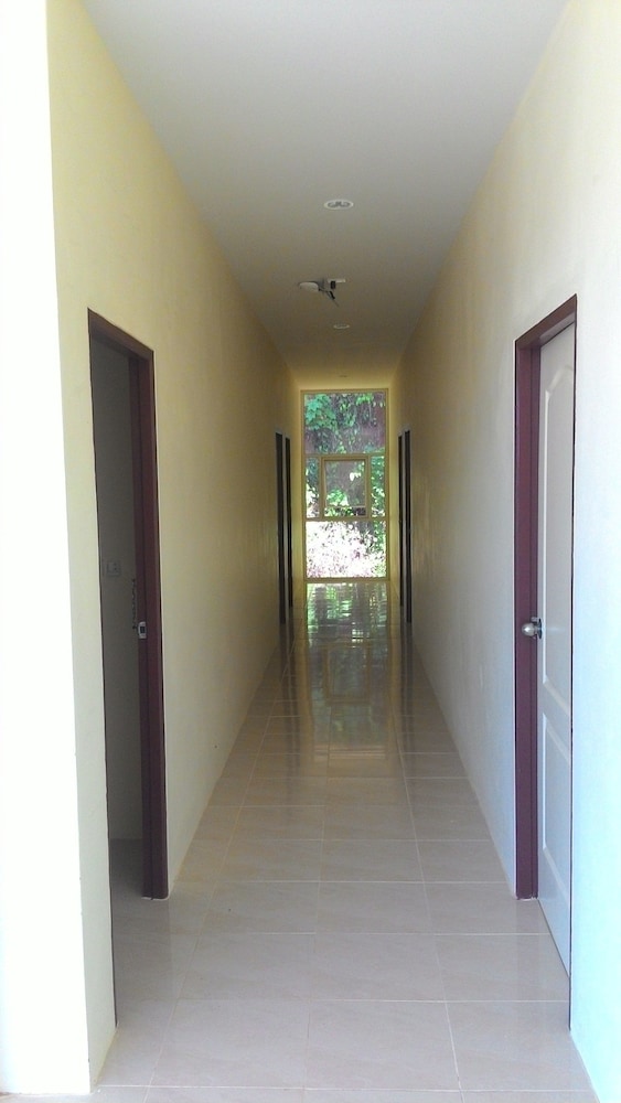 Green Home Resort 10/24