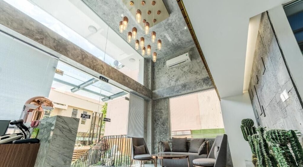 The Como Vo Thi Sau Luxury Apartment 6/32