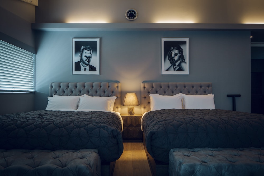 Node Hotel 18/50