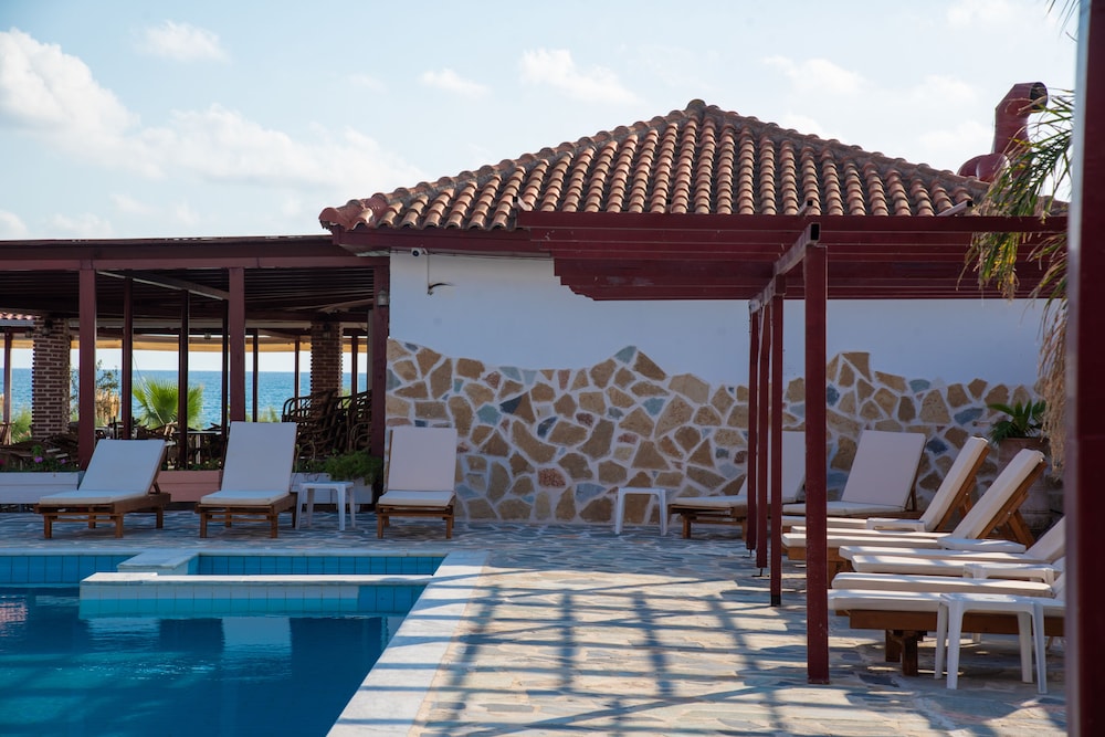 Poseidon Beach 50/54