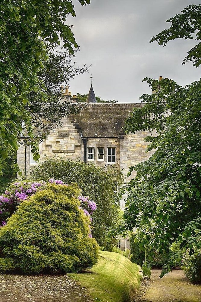 Stravithie Castle 28/41
