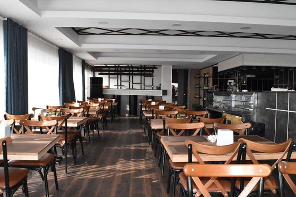Avist Hotel 43/50