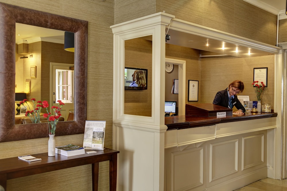 Uno Rose & Crown Hotel Tonbridge 4/35