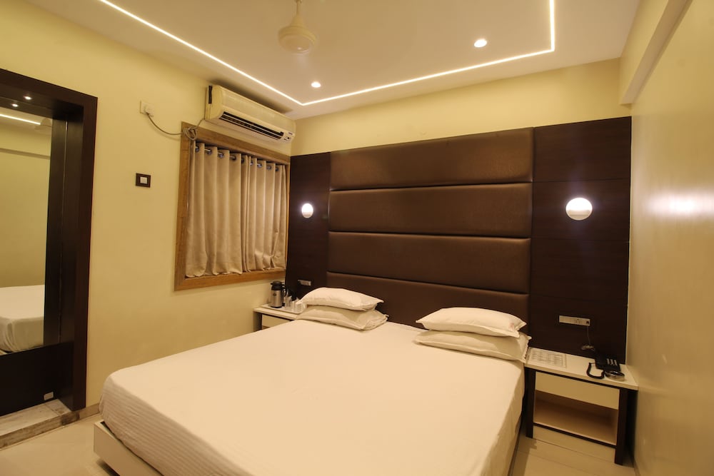 Hotel Shivkrupa 16/50