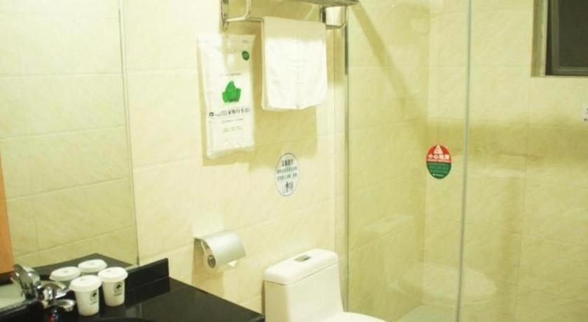 Greentree Inn Zhongshan Nanlang Town Light Rail Station Hotel 44/44