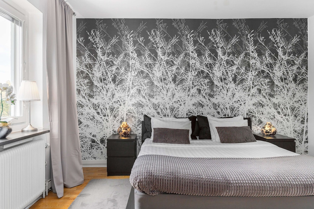 جناح بسريرين منفصلين بغرفتي نوم بحوض جاكوزي، Best Western Hotel Tranas Statt 2/3