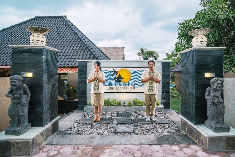 Lembongan Bay Shore Huts 7/71