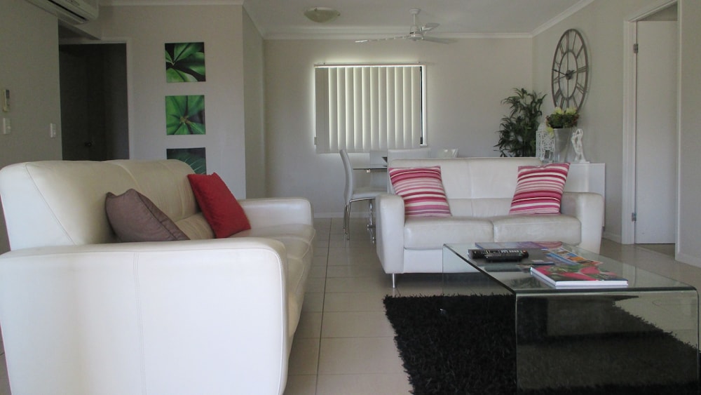 EDGE APARTMENTS CAIRNS 39/75