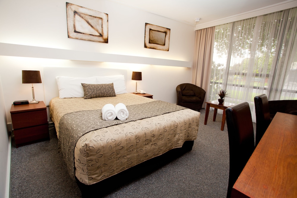 Connells Motel & Serviced Apartments 5/48