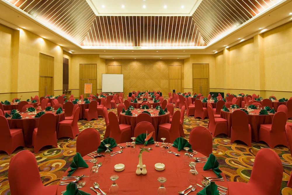 Aston Manado Hotel 36/40
