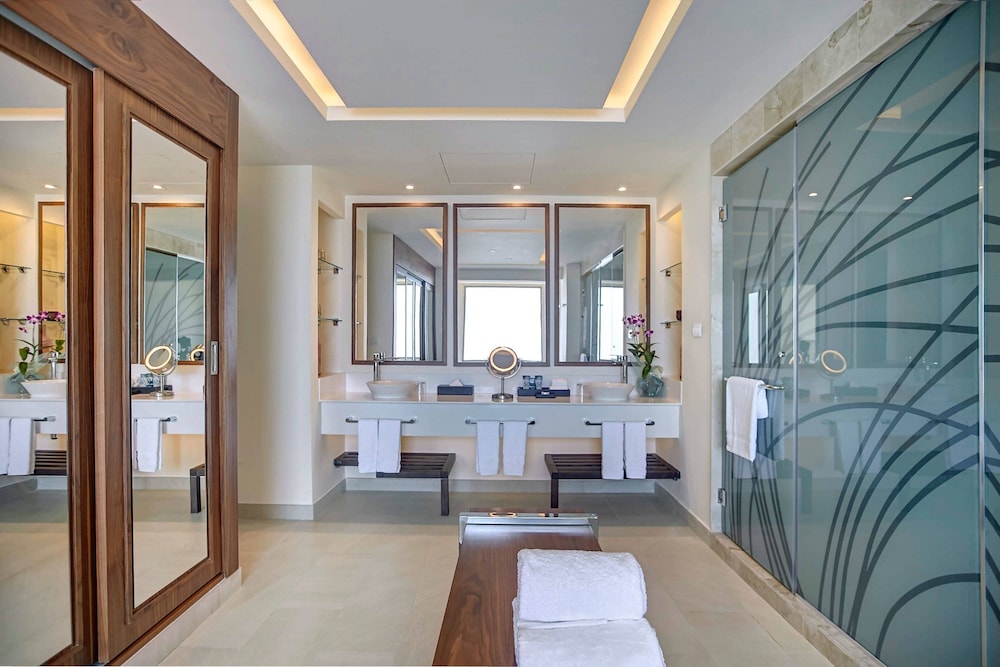 Royalton Blue Waters Montego Bay, An Autograph Collection All-Inclusive Resort 46/84