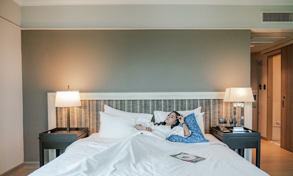 Grand Riverside Hotel Phitsanulok 15/65