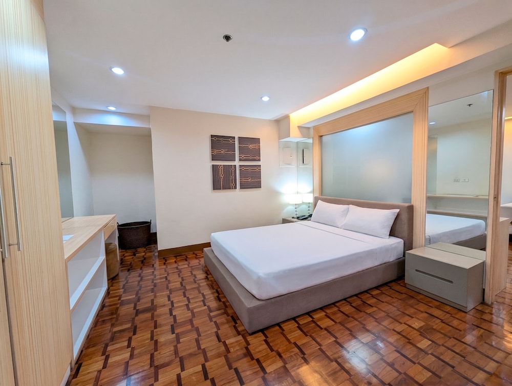2 Bedrooms, Suite, Twin Beds, Sofa
