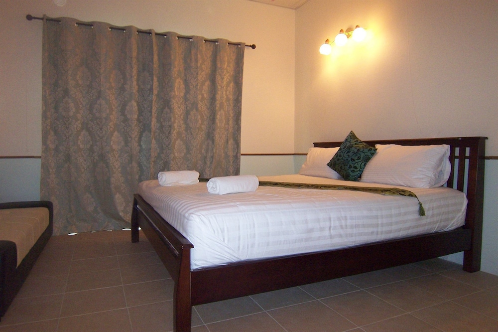 Airport Overnight Hotel 21/43