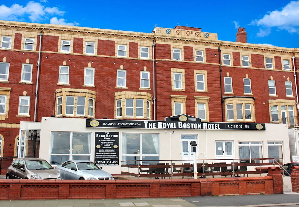 The Royal Boston Hotel 4/54
