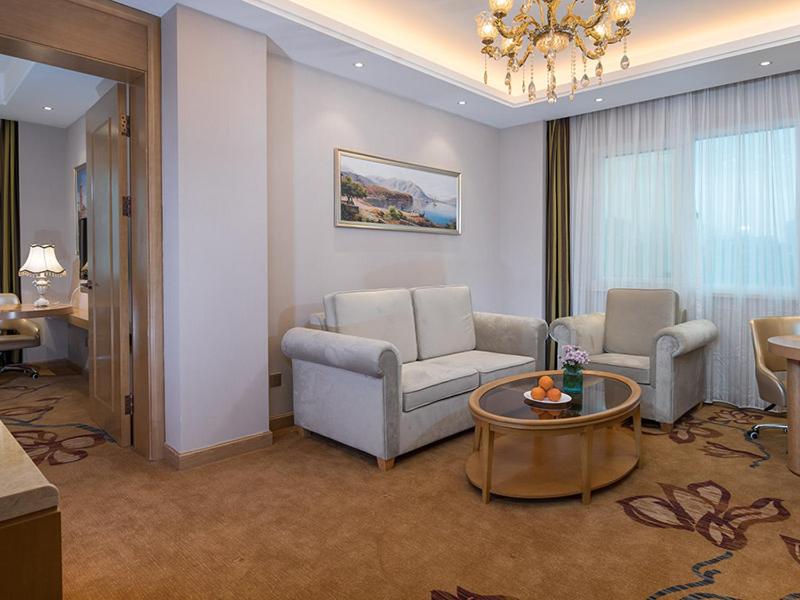 Vienna International Hotel (Hangzhou West Lake Fengshan Road) 28/35