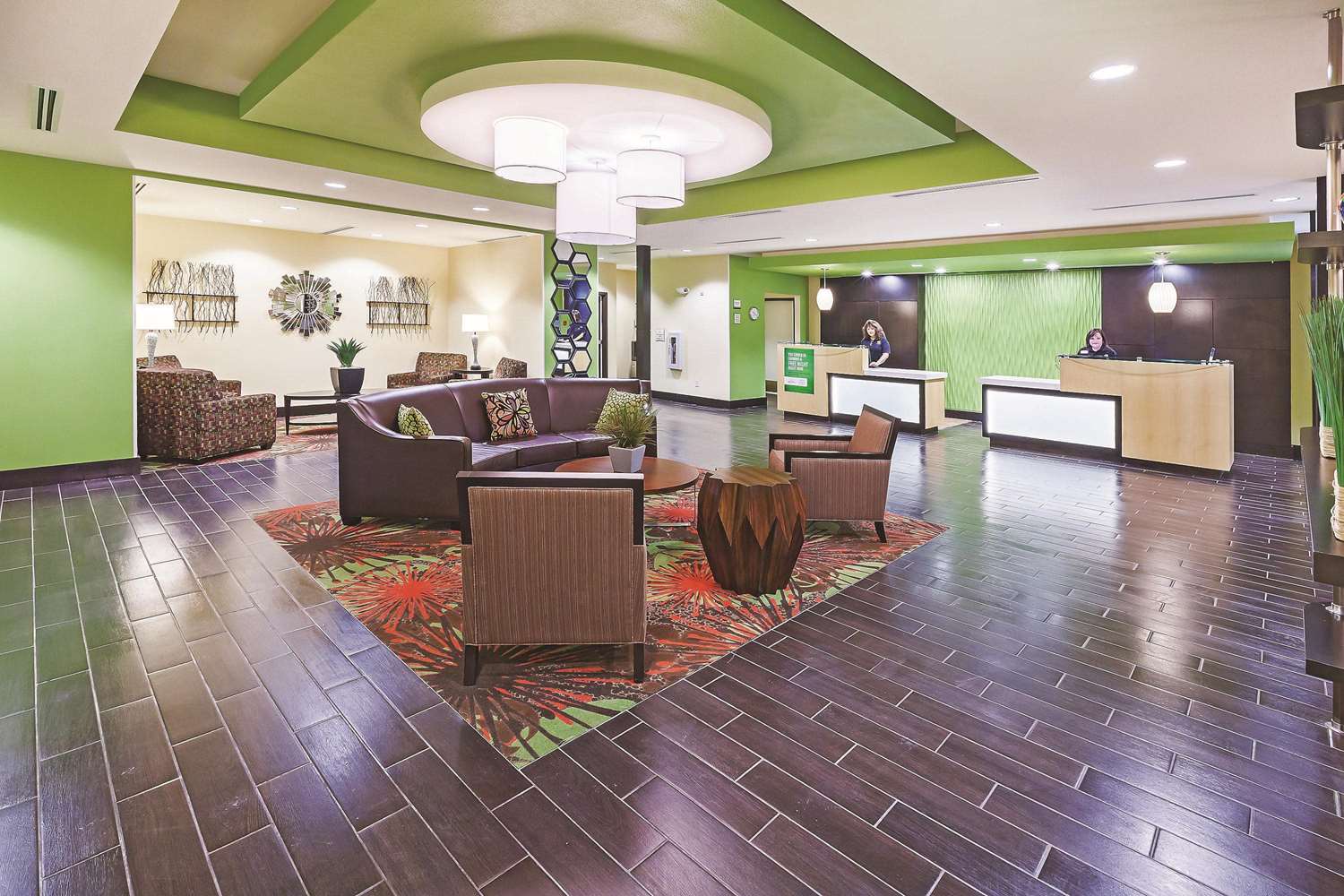 La Quinta Inn & Suites by Wyndham Pecos 46/62