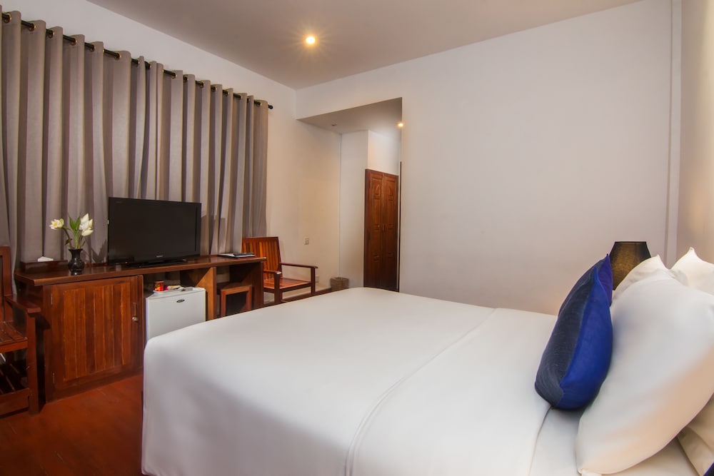 Apsara Centrepole Hotel 13/74