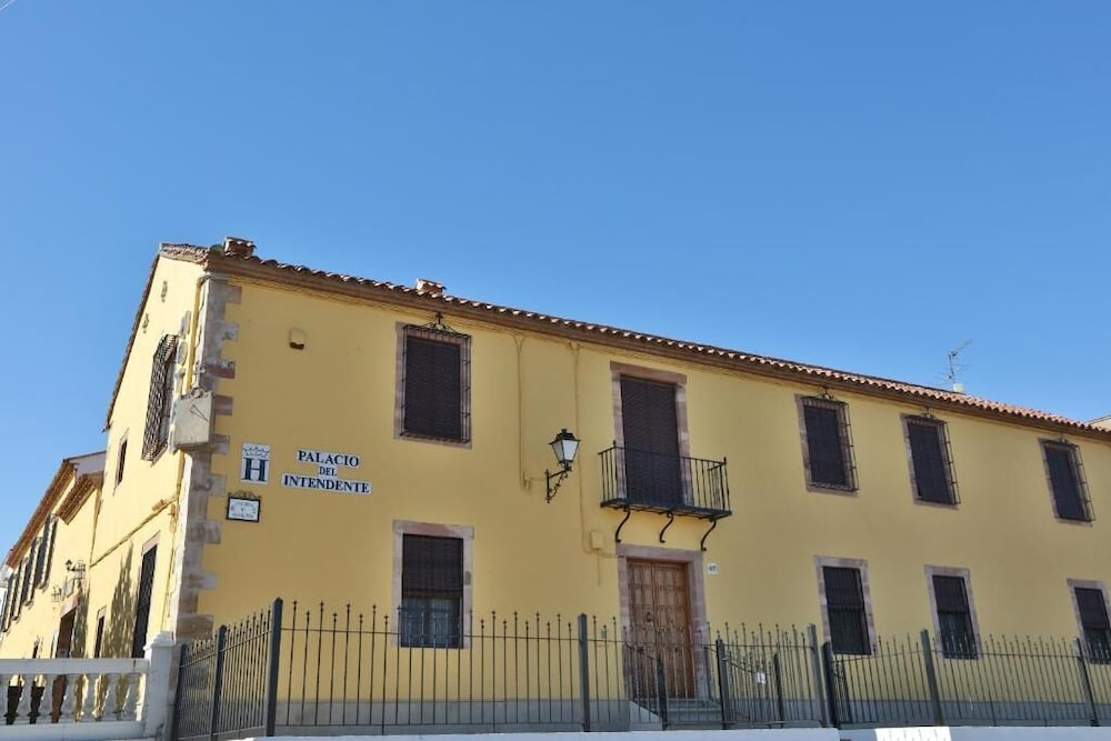 Hotel Palacio del Intendente 1/33