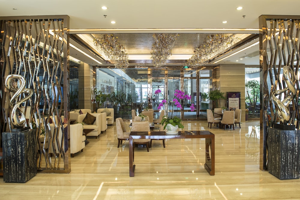 Longjiang Country Garden Phoenix Hotel 30/35