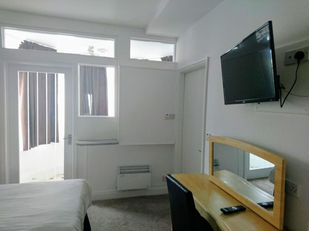 Sarum Hotel 22/69