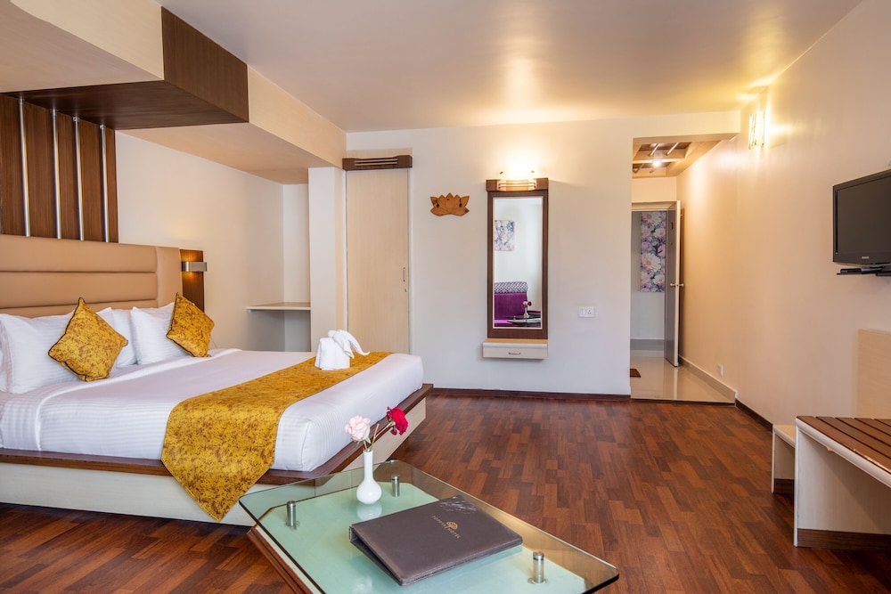 HOTEL PLEASANT STAY 12/34