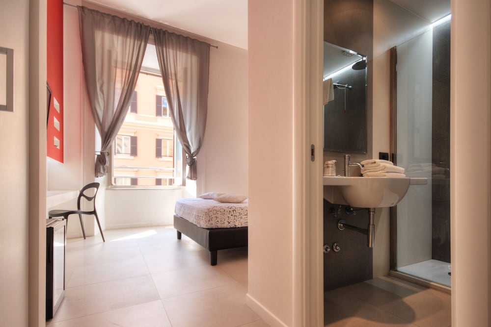 Manin Suites 51/51