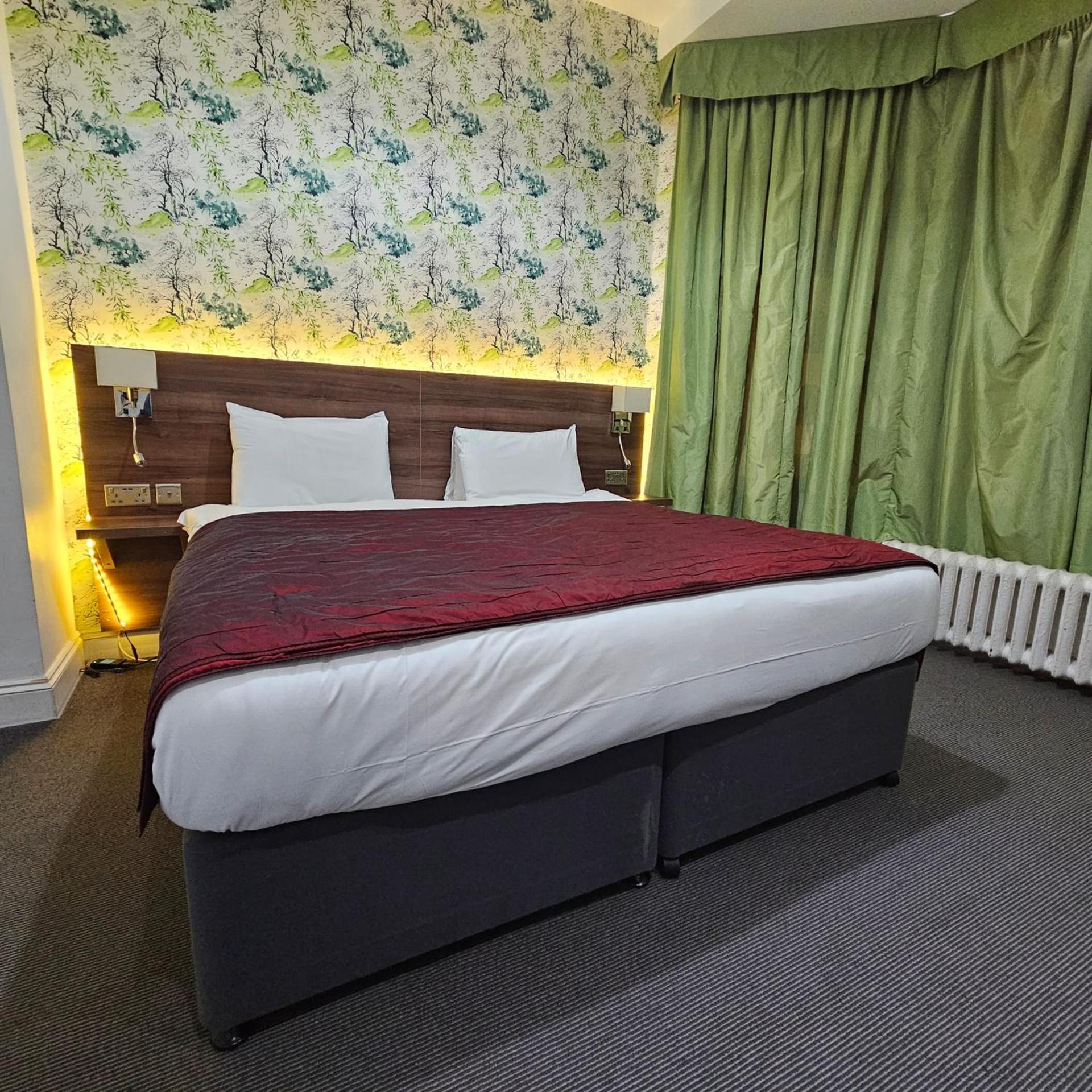 Chelsea House 6/37