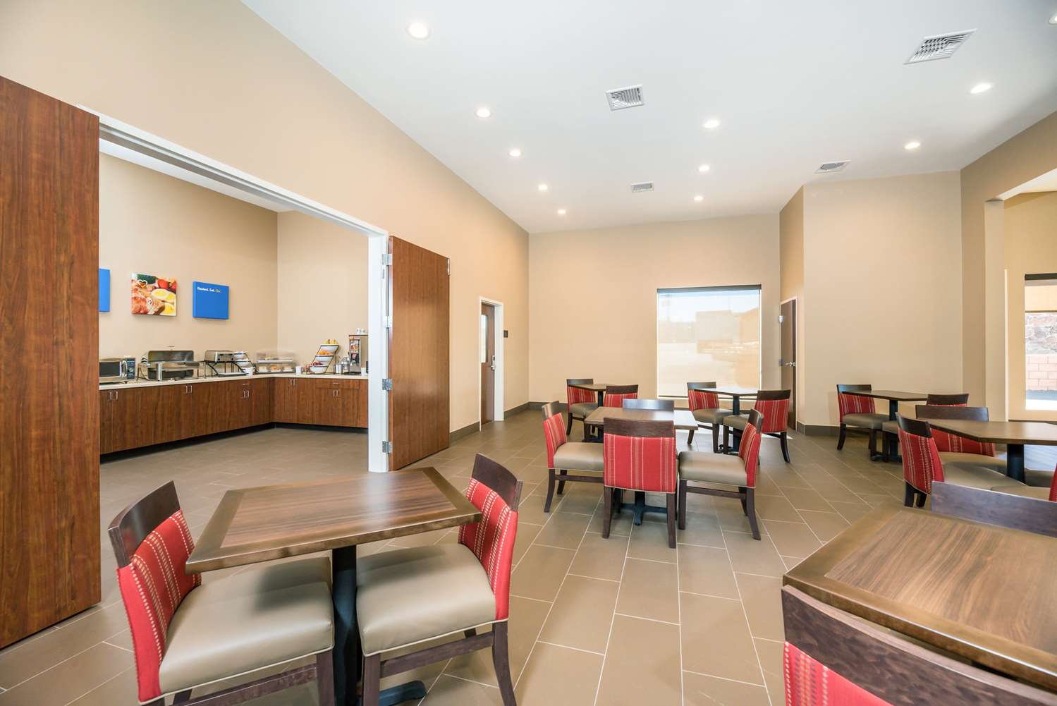 Comfort Inn Tonopah NV 24/36