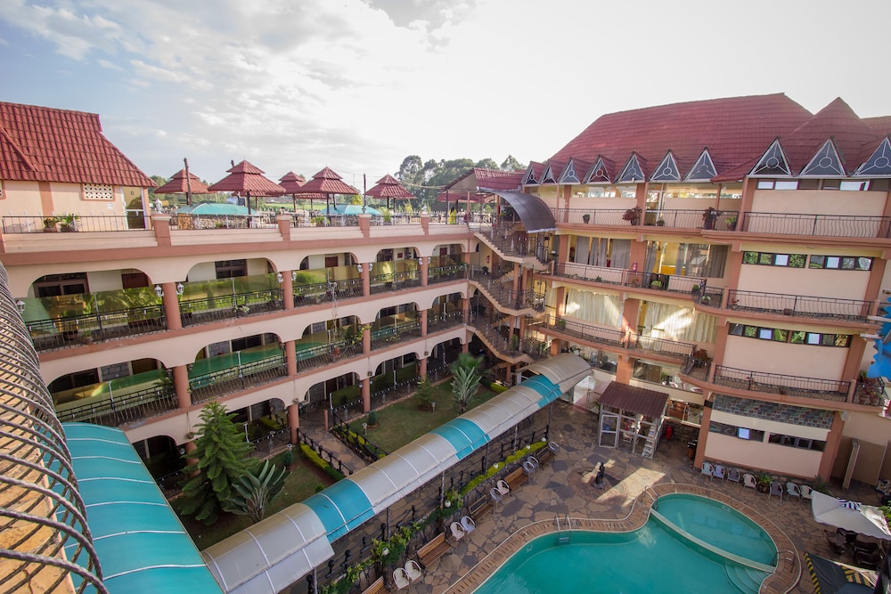 Aturukan Hotel photo1