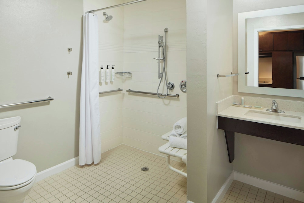 TOWNEPLACE SUITES BY MARRIOTT FORT MYERS ESTERO 48/50