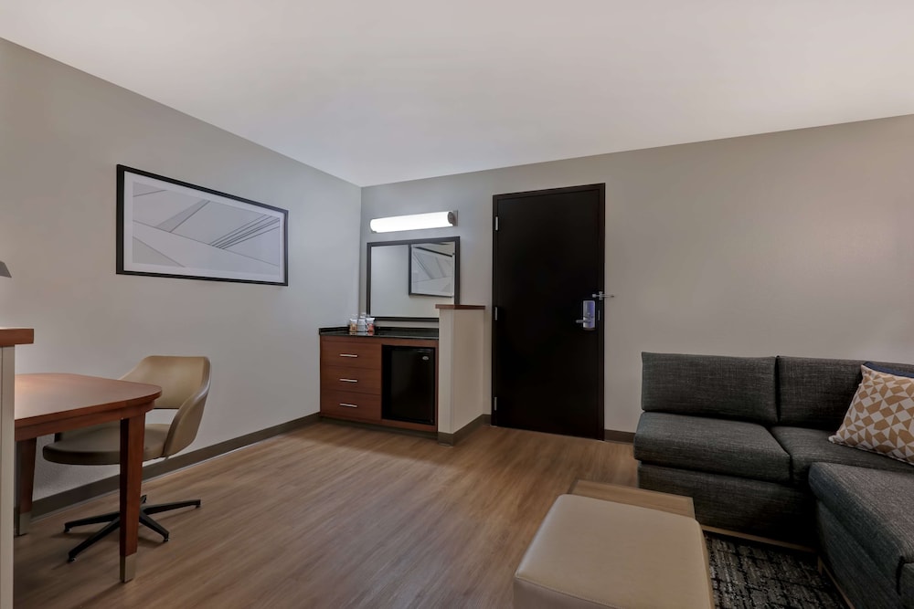 Hyatt Place San Antonio–North/Stone Oak 33/62