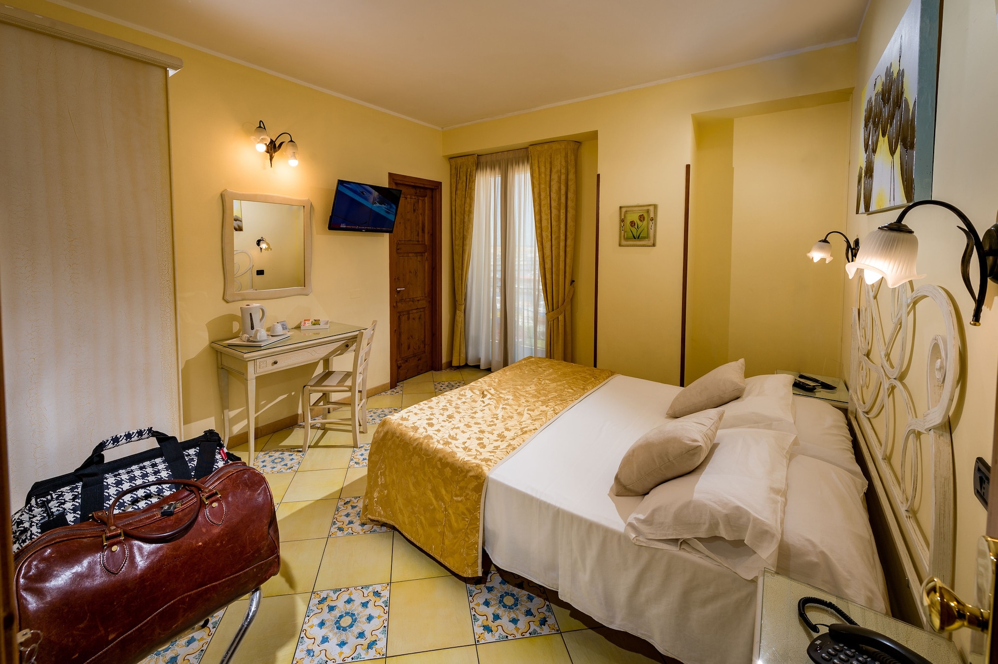 Room, Side Sea View, Balcony، HOTEL CALA MARINA 8/10